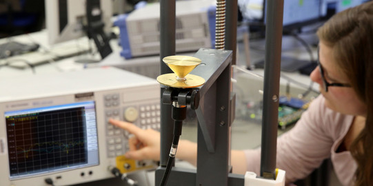 Labor Nachrichtentechnik Labor Nachrichtentechnik